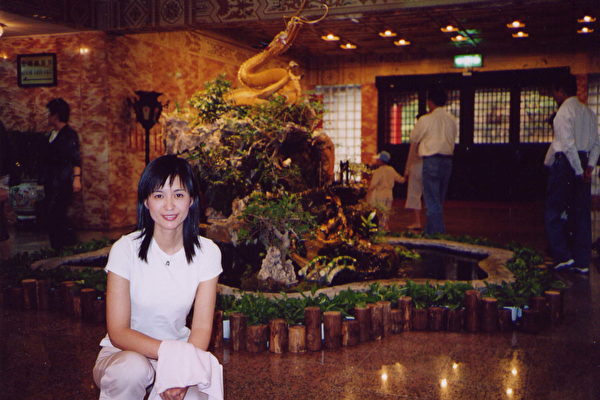哈菁2004年春节于中国街