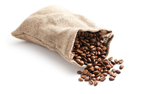 咖啡豆的麻袋（fotolia）