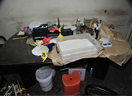 陆制毒师受雇来台 检警拦截近2亿台币毒品
